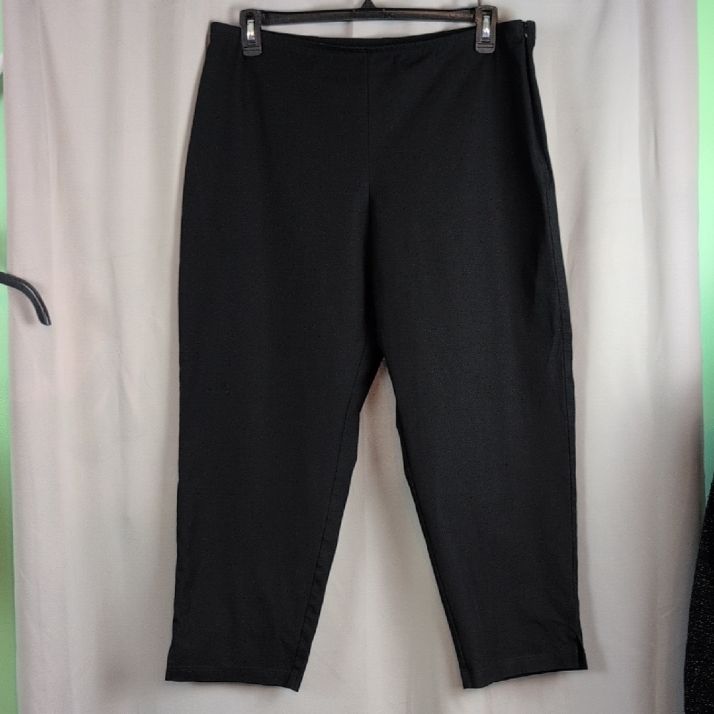 Eileen Fisher Women's Black Cropped‎ Pants